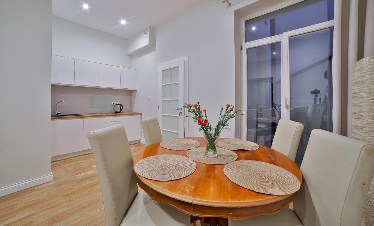 Art Palace Apartments คราคูฟ ภายนอก รูปภาพ